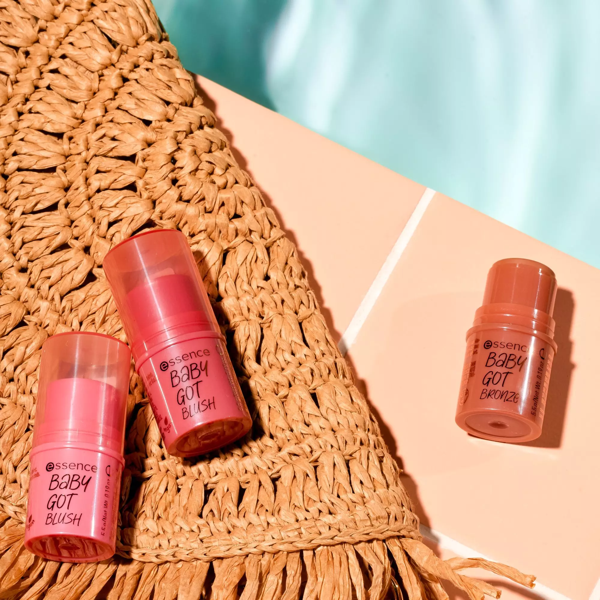 Essence_Baby_Got_Blush_Stick_10_Tickle_Me_Pink